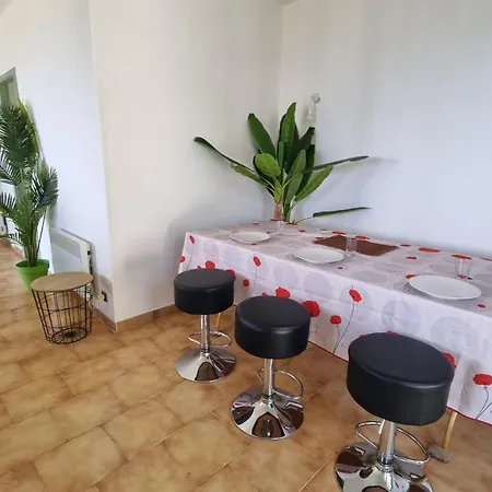 فيلة Maison Grima بوزولي